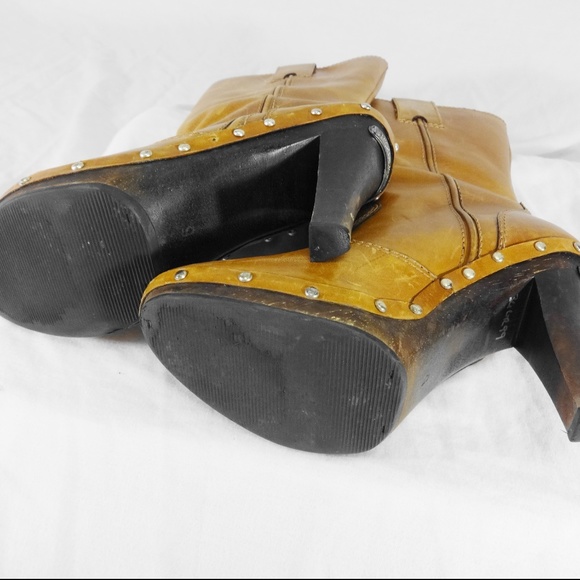 MICHAEL KORS Women's Tan Boots Size 5 - Picture 6 of 8